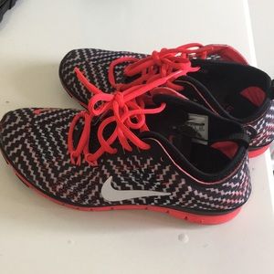 Nike free sneakers